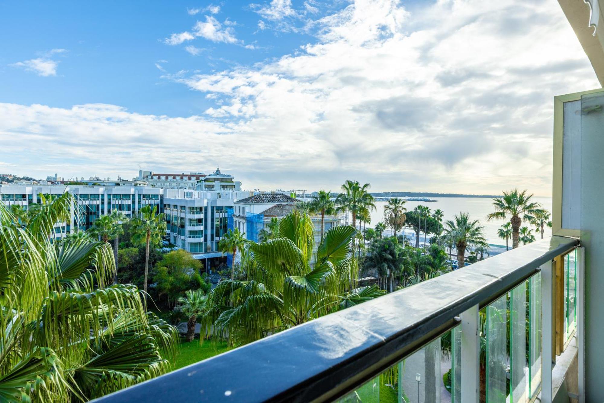 Agence Des Residences - Appartements Prives Du 45 Croisette- Prestige Канны Экстерьер фото