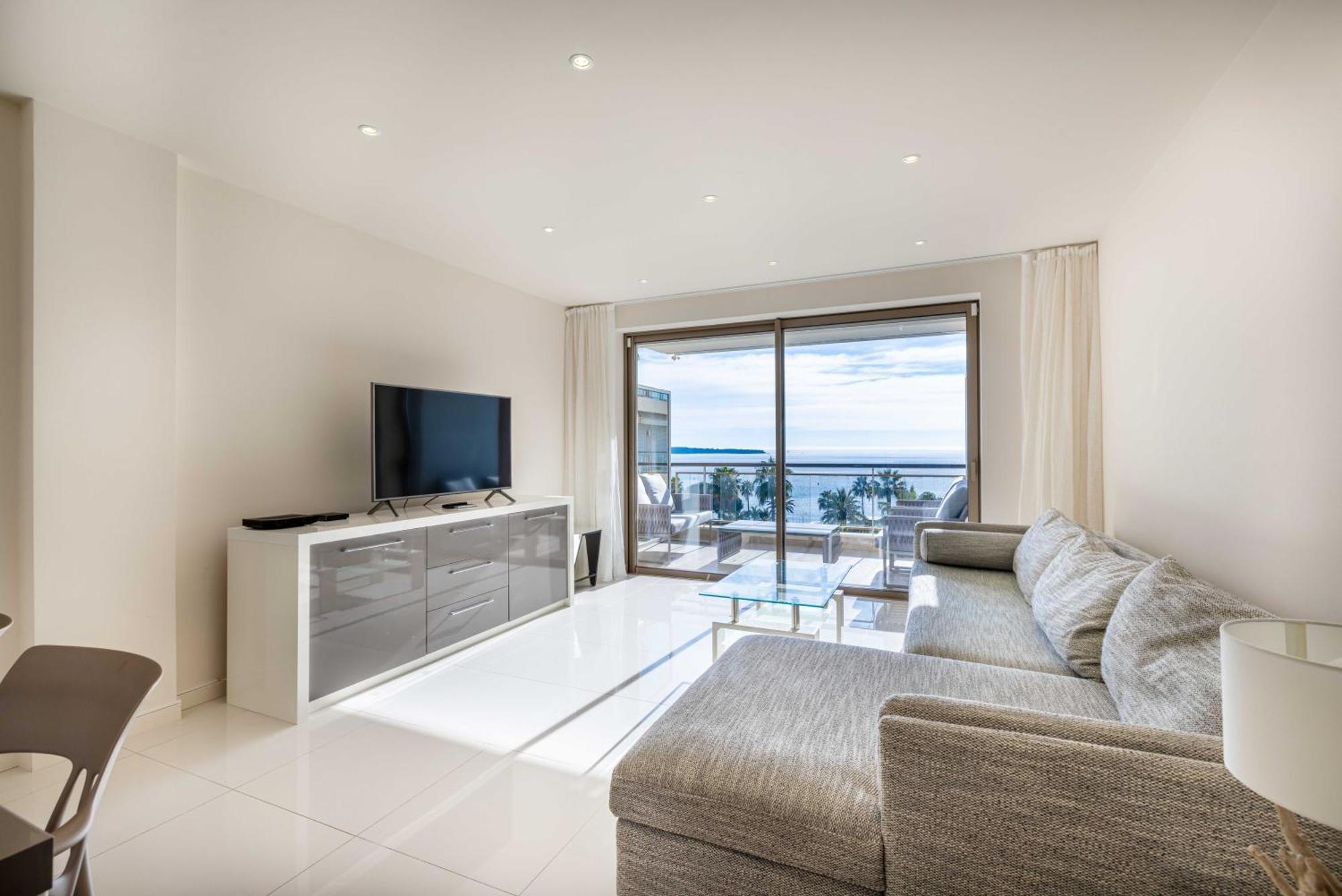 Agence Des Residences - Appartements Prives Du 45 Croisette- Prestige Канны Экстерьер фото
